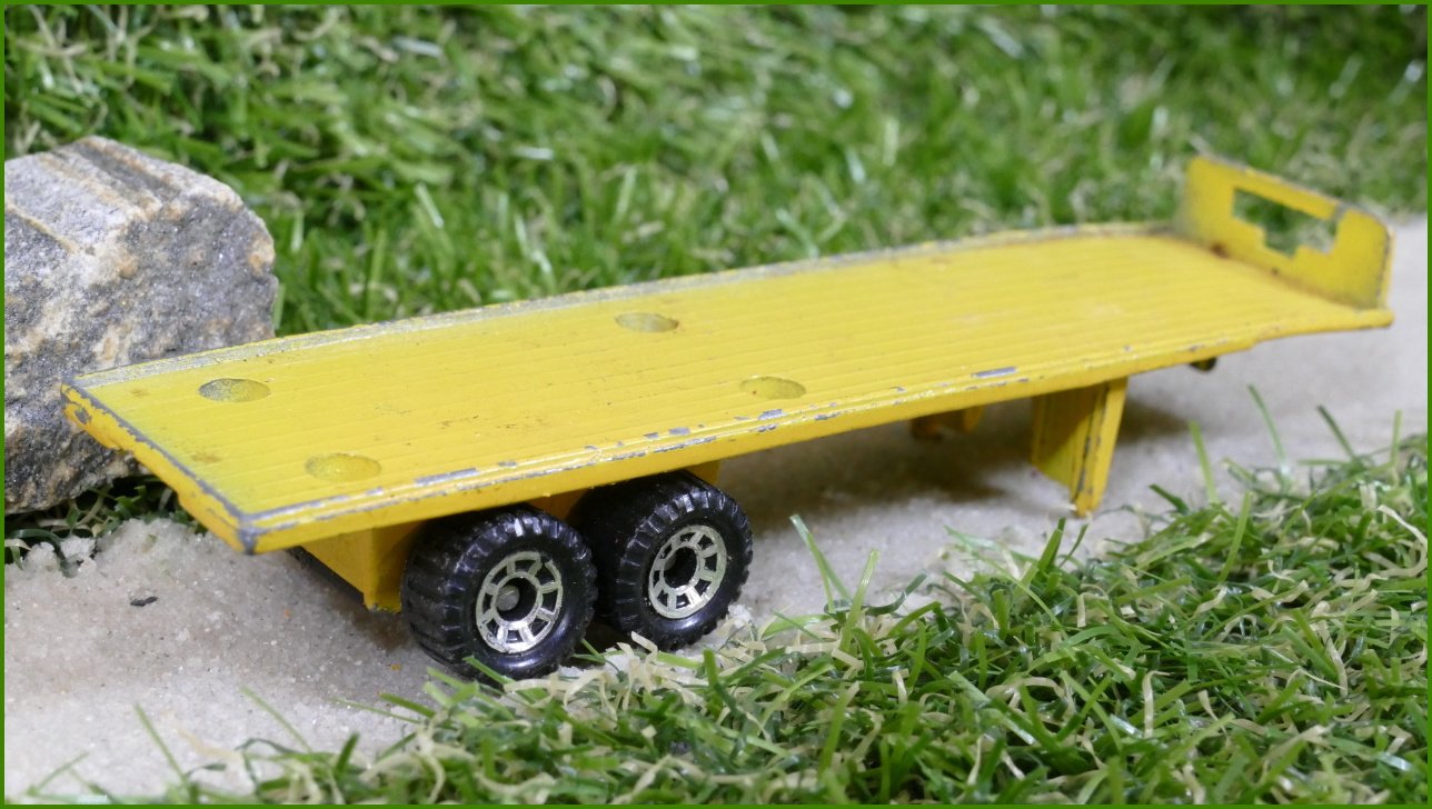 Matchbox Autíčko Angličák Articulated Trailer