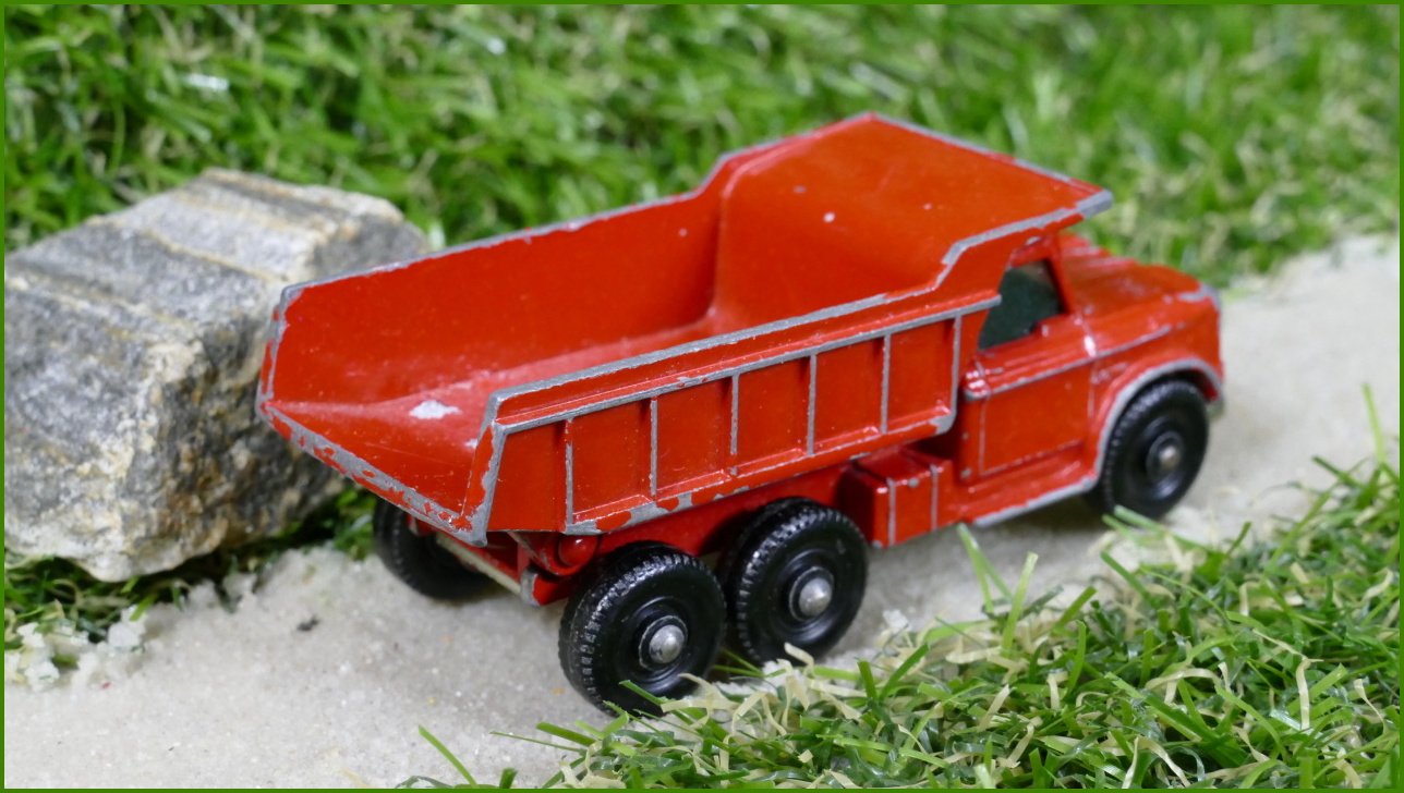 Model Autíčka Matchbox Lesney No.48 - Dumper Truck