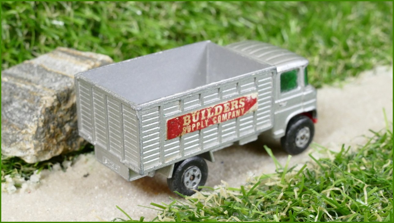 Model Autíčka Matchbox Lesney No.11 - Mercedes Scaffolding Truck
