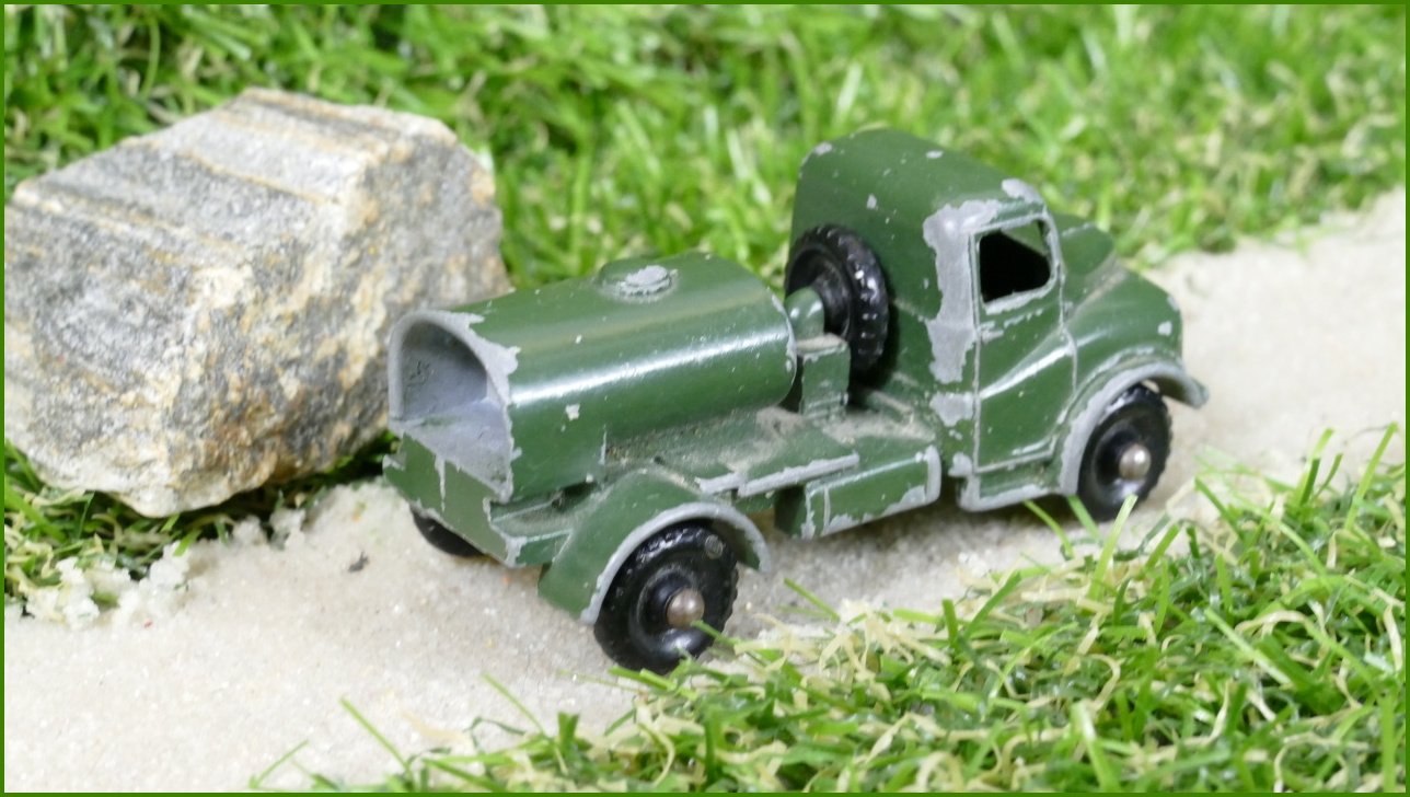 Model Autíčka Matchbox Lesney No.71 - 200 Gallon Water Truck