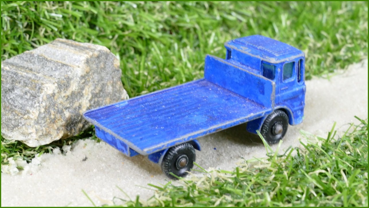 Model Autíčka Matchbox Lesney No.60 - Site Hut Truck - pokreslený