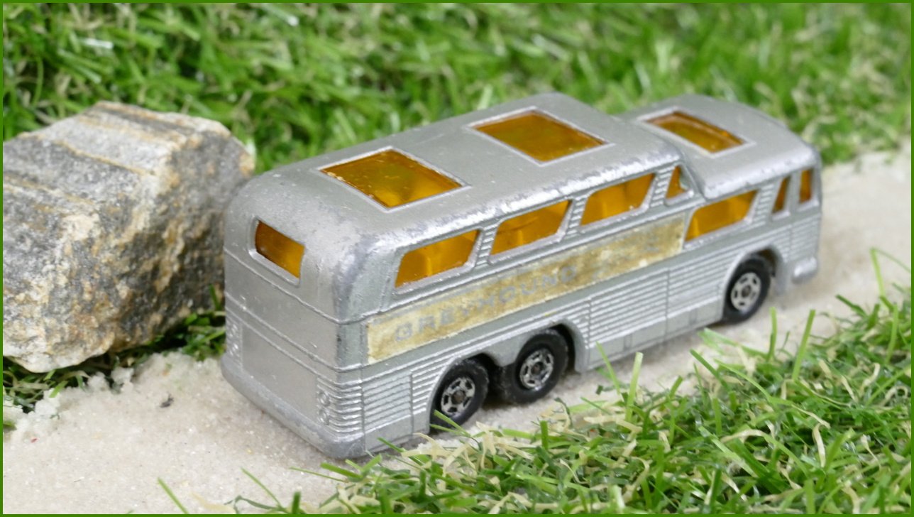 Model Autíčka Matchbox Lesney No.66 - Coach