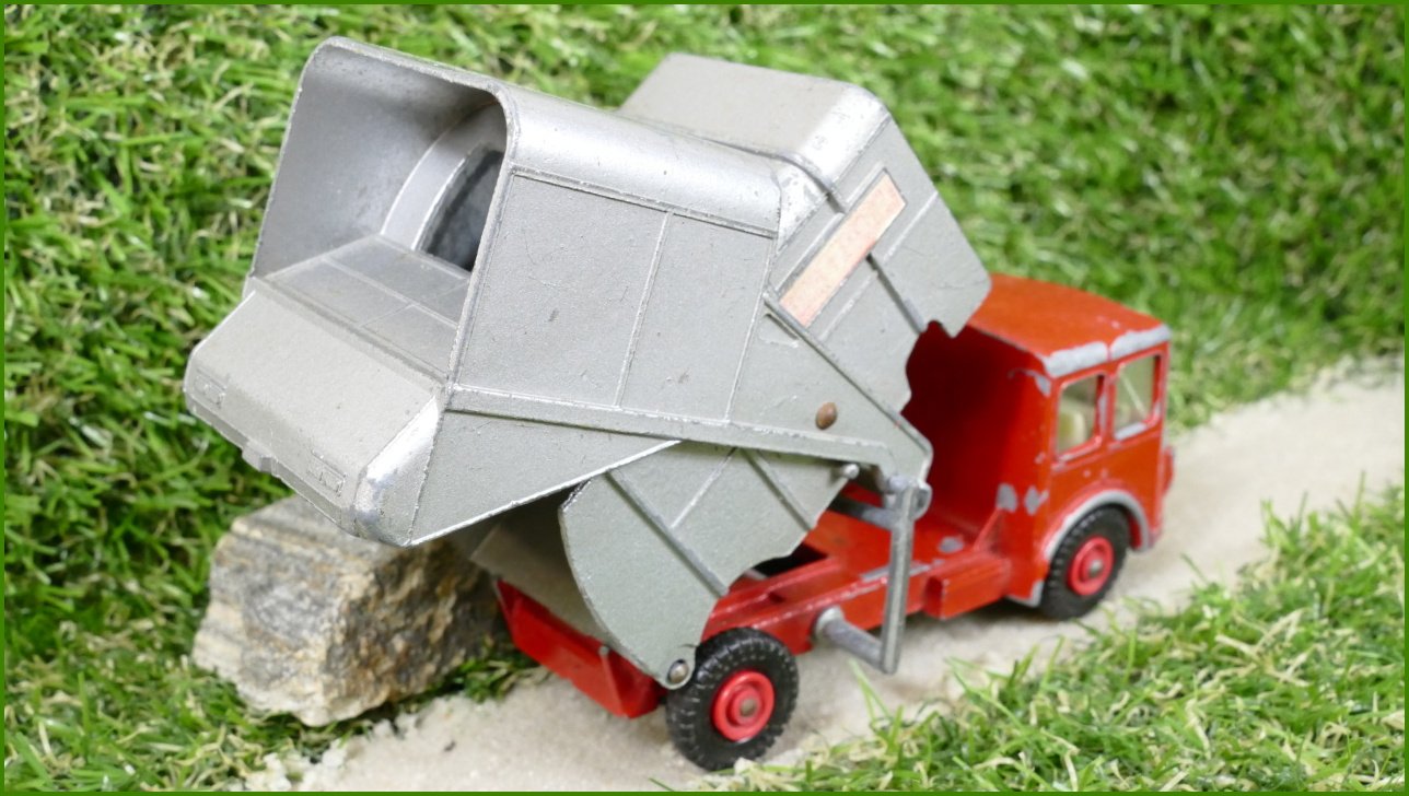 Model Autíčka Matchbox Lesney K-7 - Refuse Truck