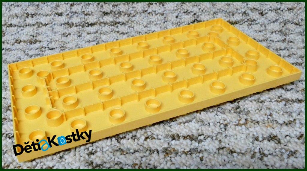 Lego® Duplo® Podložka/Deska 8x16 Světle Oranžová