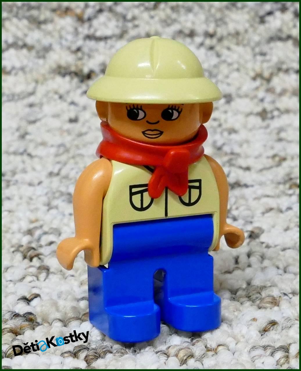 Lego® Duplo® Figurka Cestovatelka s Červeným Šátkem