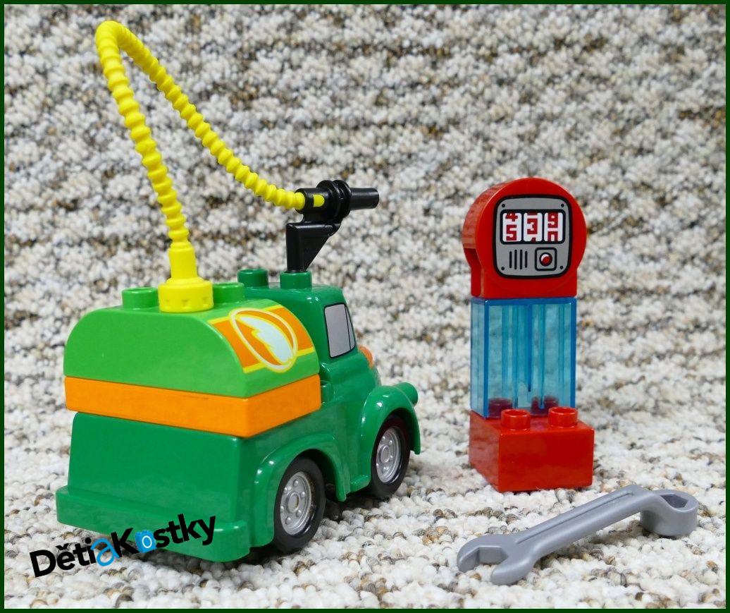 Lego® Duplo® Planes - Chug s Benzinkou