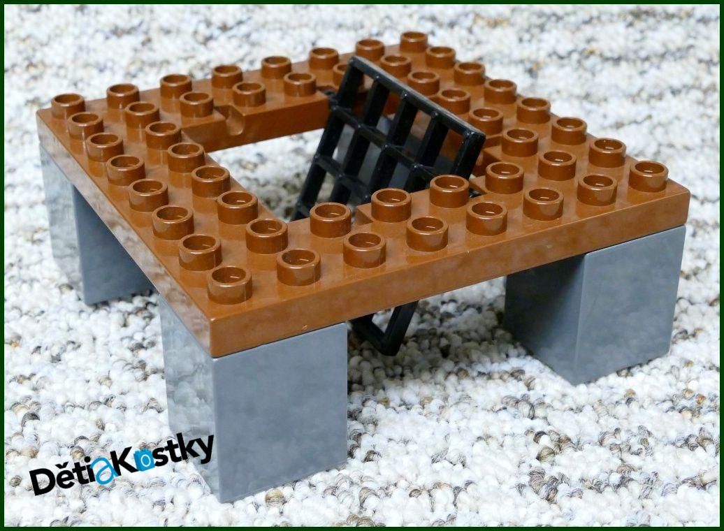 Lego® Duplo® Podložka/Deska 8x8 s Mříží Hnědá (Černá Mříž)
