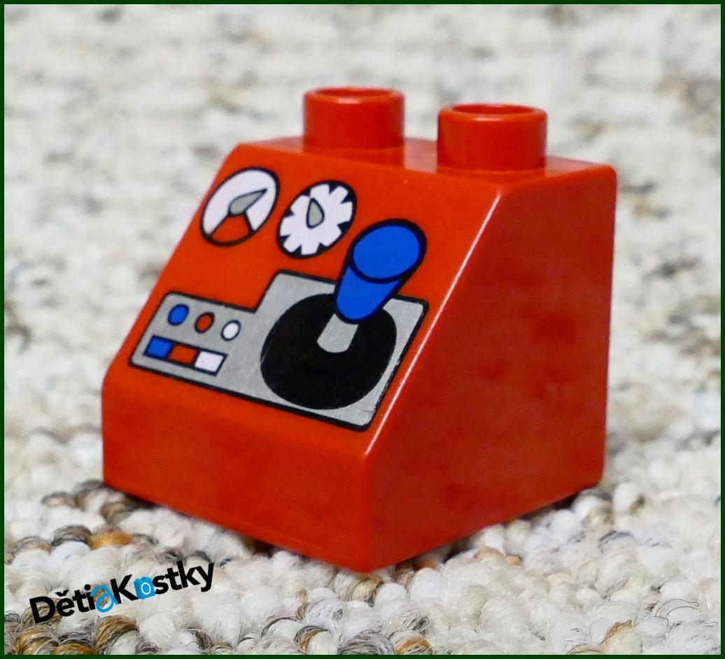 Lego® Duplo® Kostka 2x2 Červená Zkosená - Panel s Joystikem