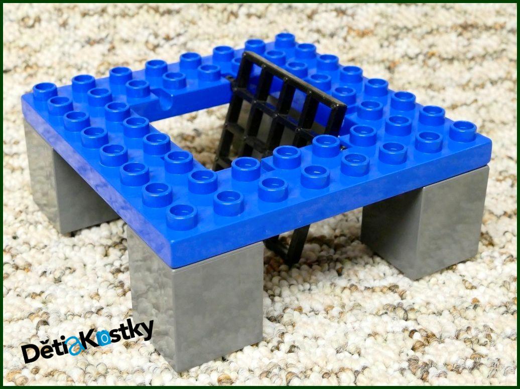 Lego® Duplo® Podložka/Deska 8x8 s Mříží Modrá (Černá Mříž)