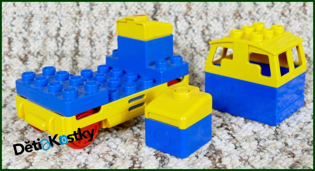 Lego® Duplo® Mašinka se Spodními Tlačítky - Modrá