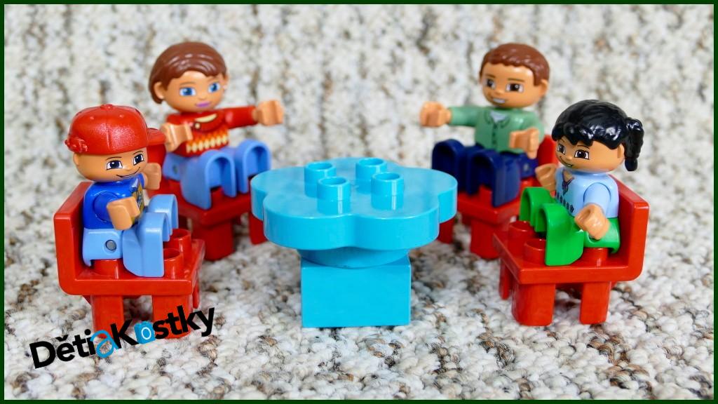 Lego® Duplo® Stůl Tyrkysový s Červenými Židlemi