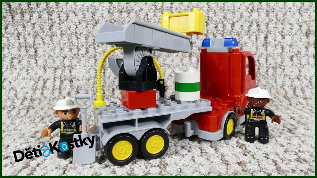 Lego® Duplo® Hasičské Auto s Návěsem, Žebříkem a Majáčkem