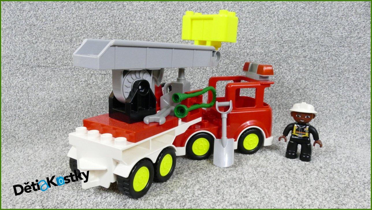 Lego® Duplo® Hasičské Auto s Návěsem a Příšlušenstvím