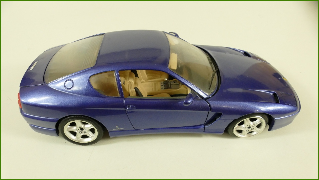 Kovový Model Bburago 1:18 - Ferrari 456 GT (1992)