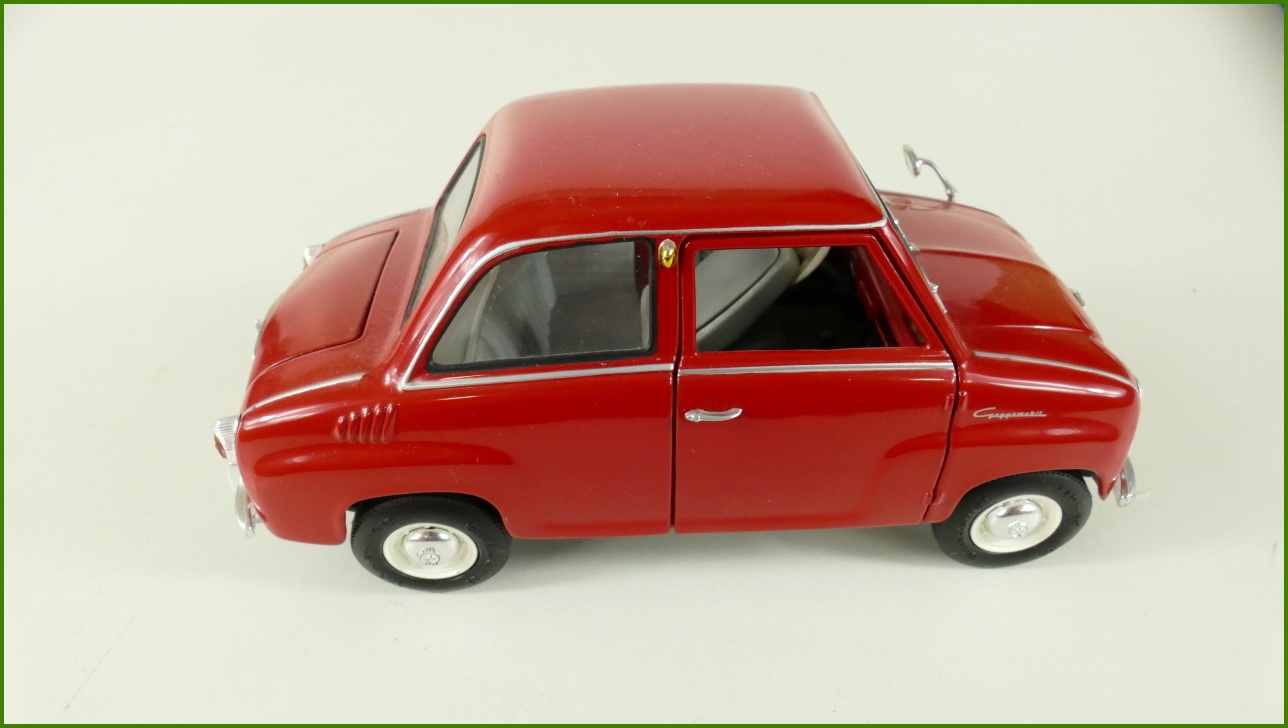Model Revell 1:18 - Goggomobil