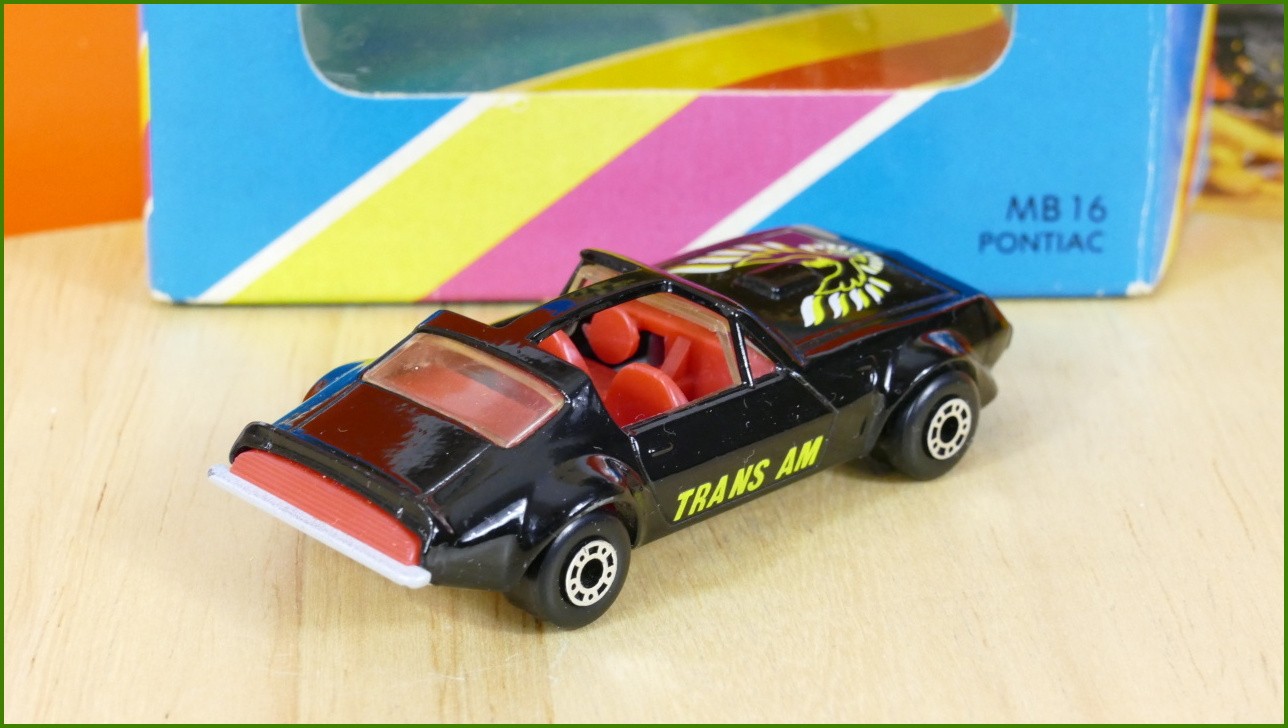 Angličák Autíčko Matchbox MB 16 - Pontiac