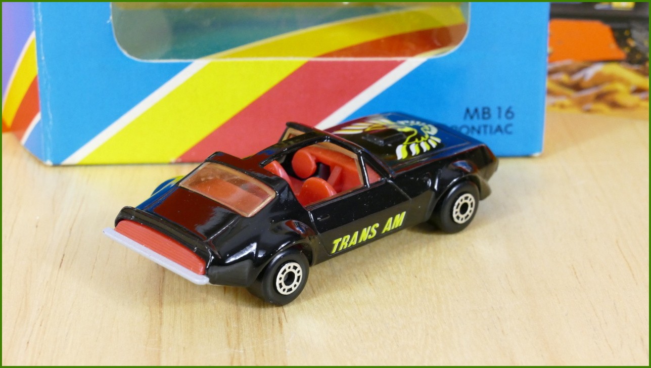 Angličák Autíčko Matchbox MB 16 - Pontiac