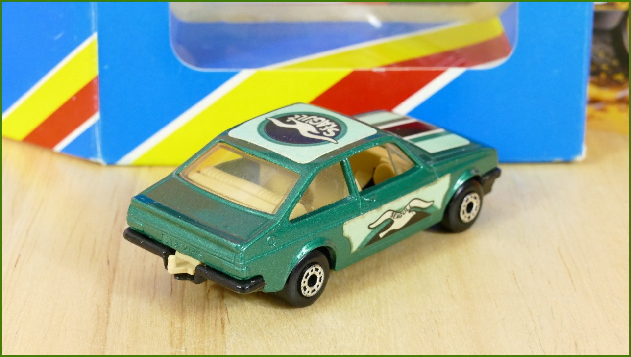 Angličák Autíčko Matchbox No. 9 - Ford Escort RS2000