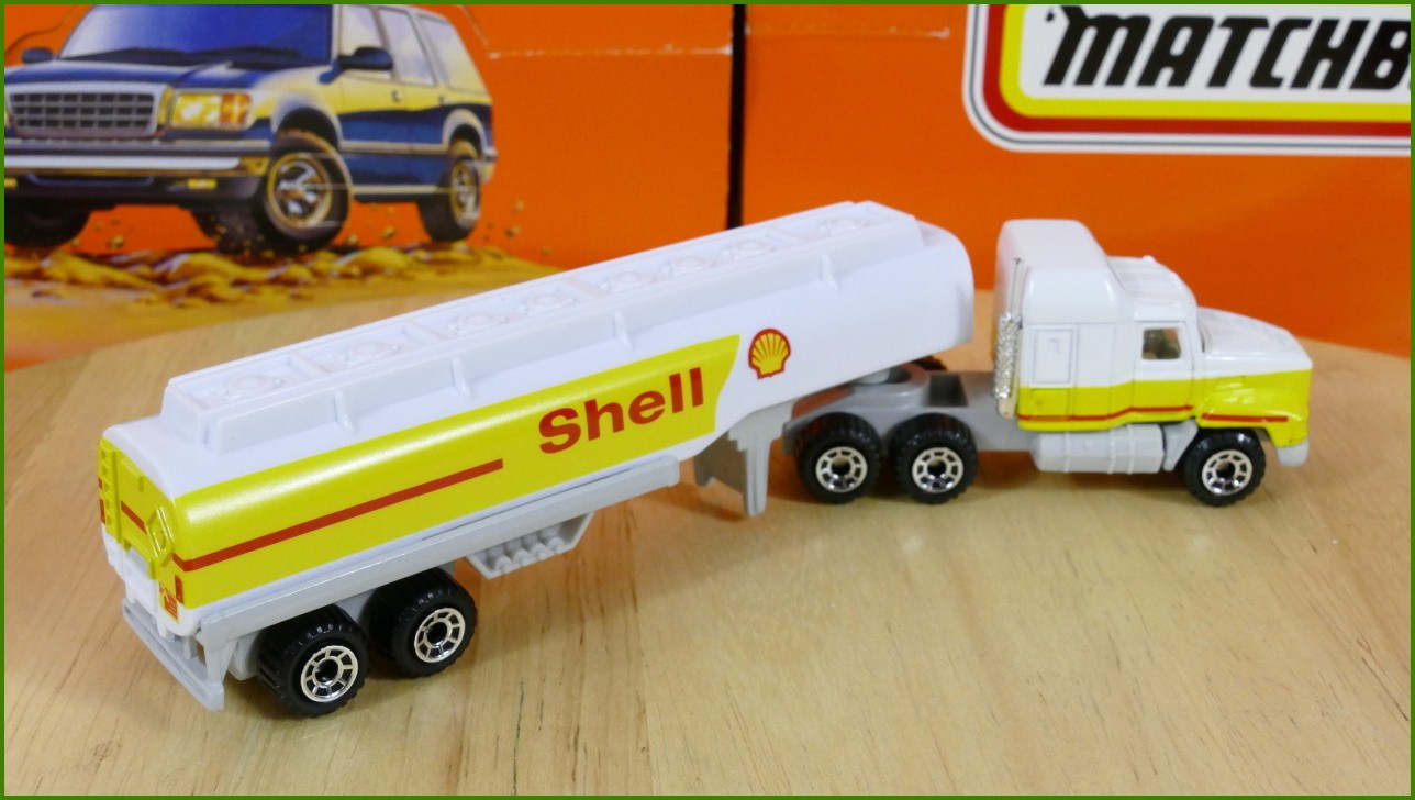 Model Matchbox Convoy Mack CH600 - Shell Trailer