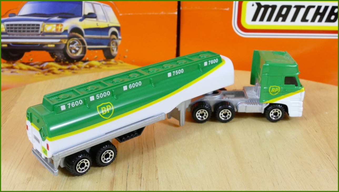 Model Matchbox Convoy DAF 3300 Space Cab - BP Tanker
