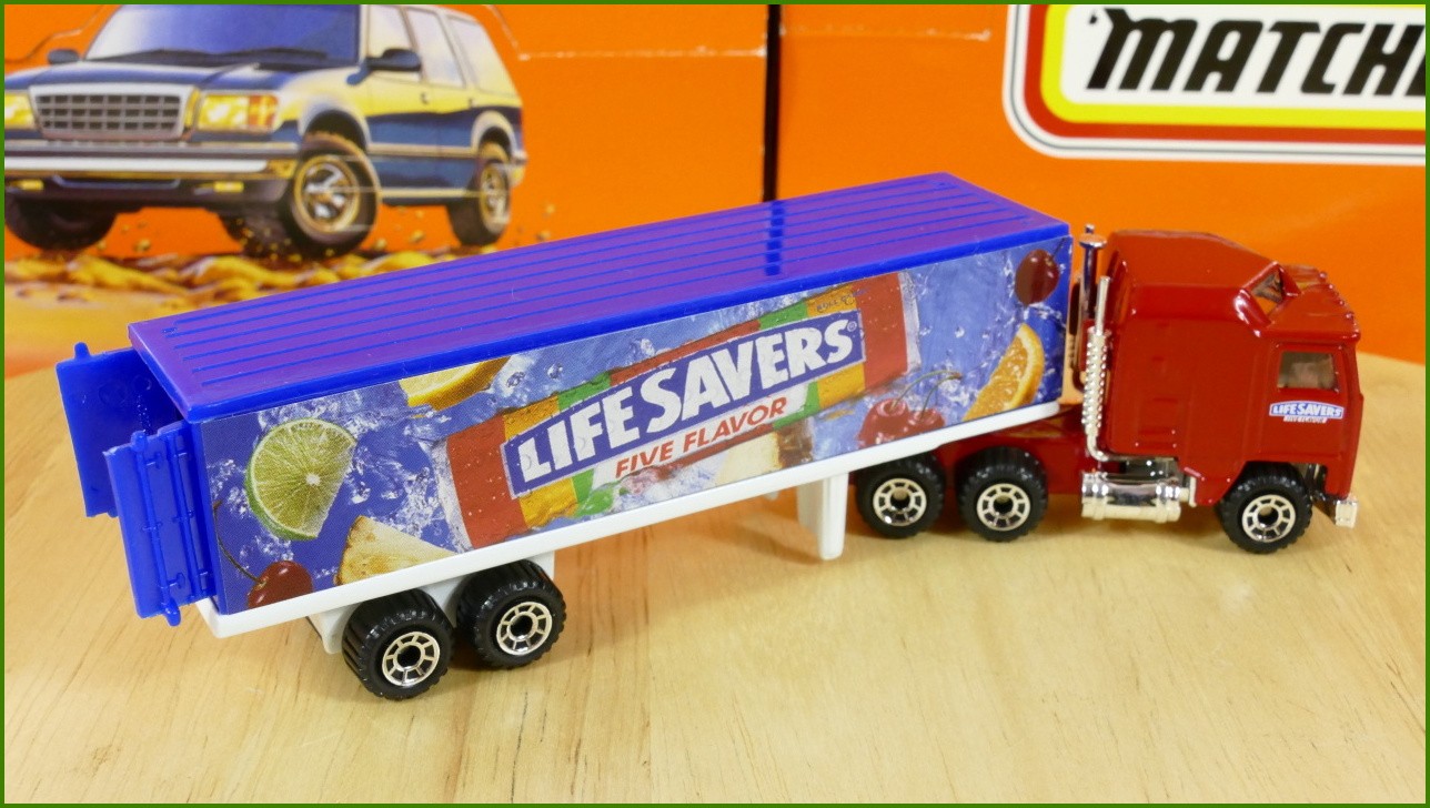 Model Matchbox Convoy Kenworth - Life Savers Trailer