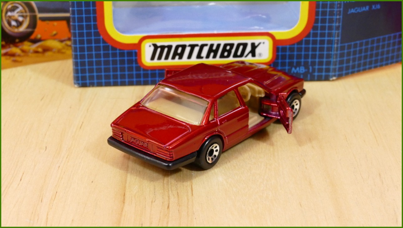 Matchbox Model MB-1 - Jaguar XJ6