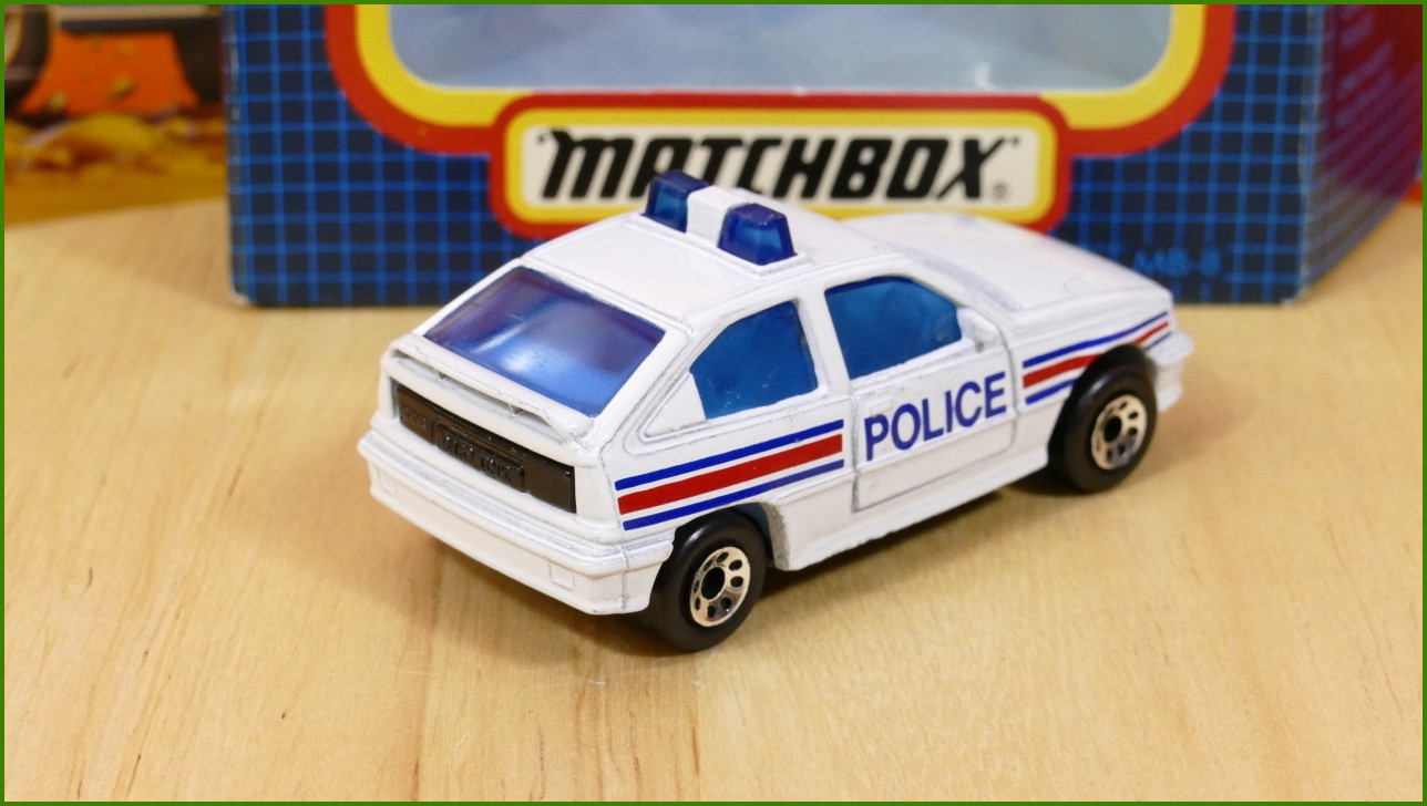 Matchbox Model MB-8 - Opel Kadett Police