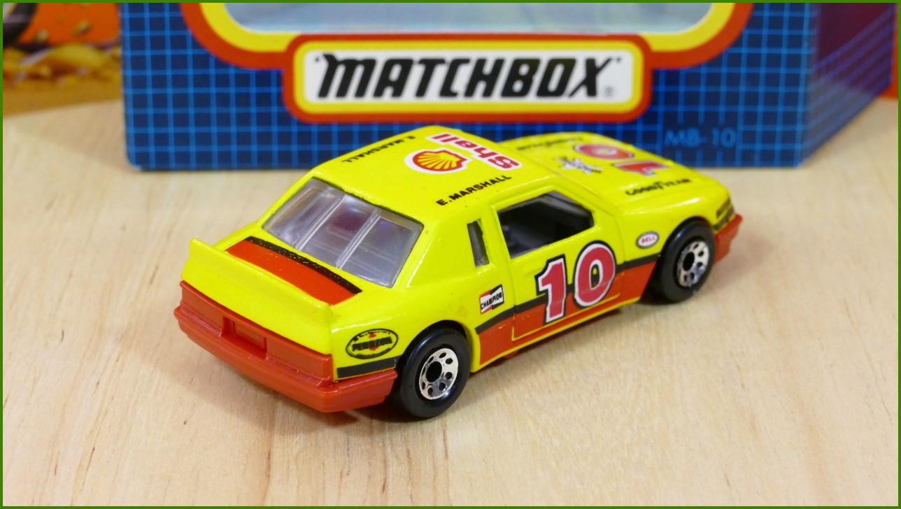 Matchbox Model MB-10 - Buick Le Sabre