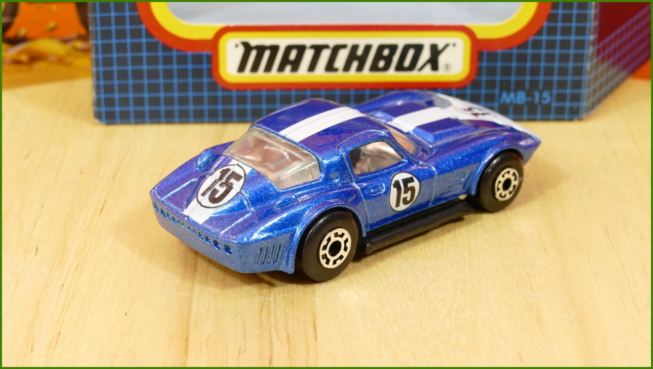 Matchbox Model MB-15 - Corvette Grand Sport