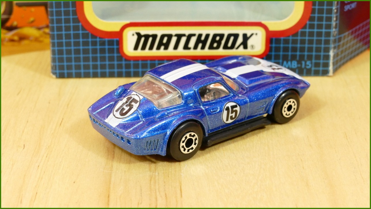 Matchbox Model MB-15 - Corvette Grand Sport