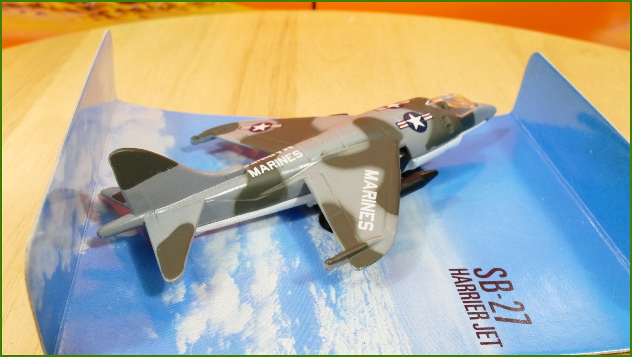 Matchbox Model Letadla - SB-27 - Harrier Jet