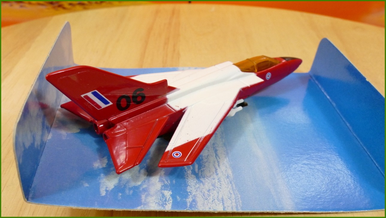 Matchbox Model Letadla - SB-22 - Tornado