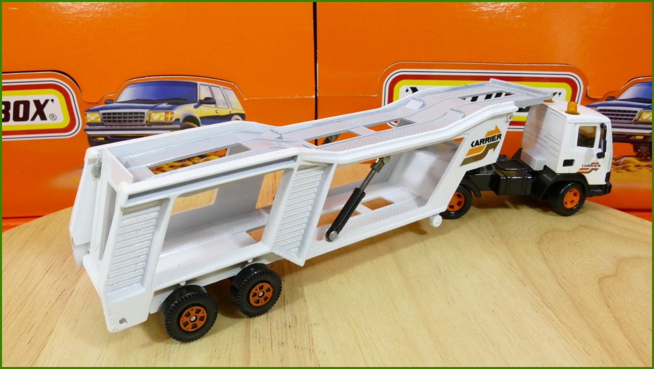 Matchbox Superkings K-120 Leyland Car Transporter