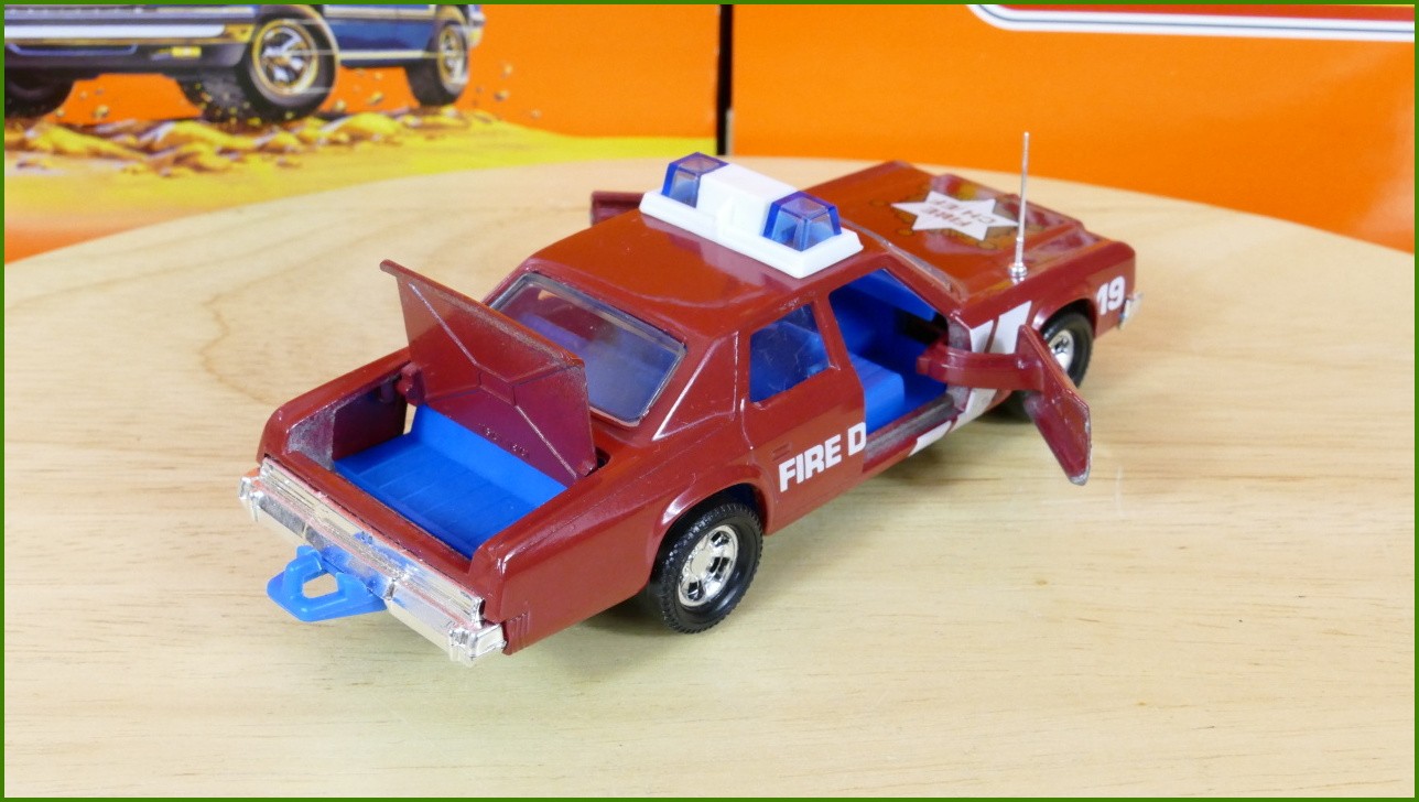Model Autíčka Matchbox Superkings - K 78 - Plymouth Gran Fury