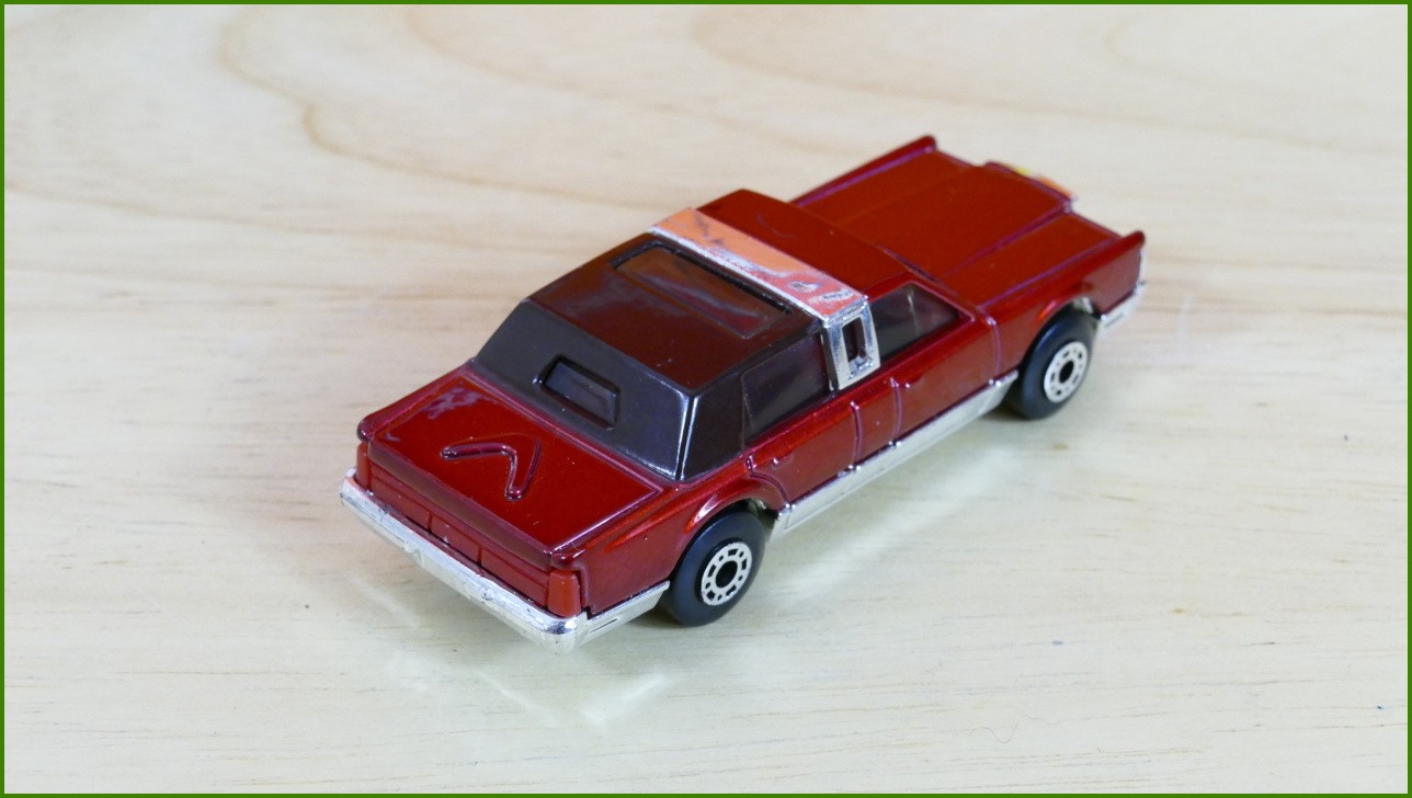 Angličák Matchbox MB-24 - Lincoln Town Car