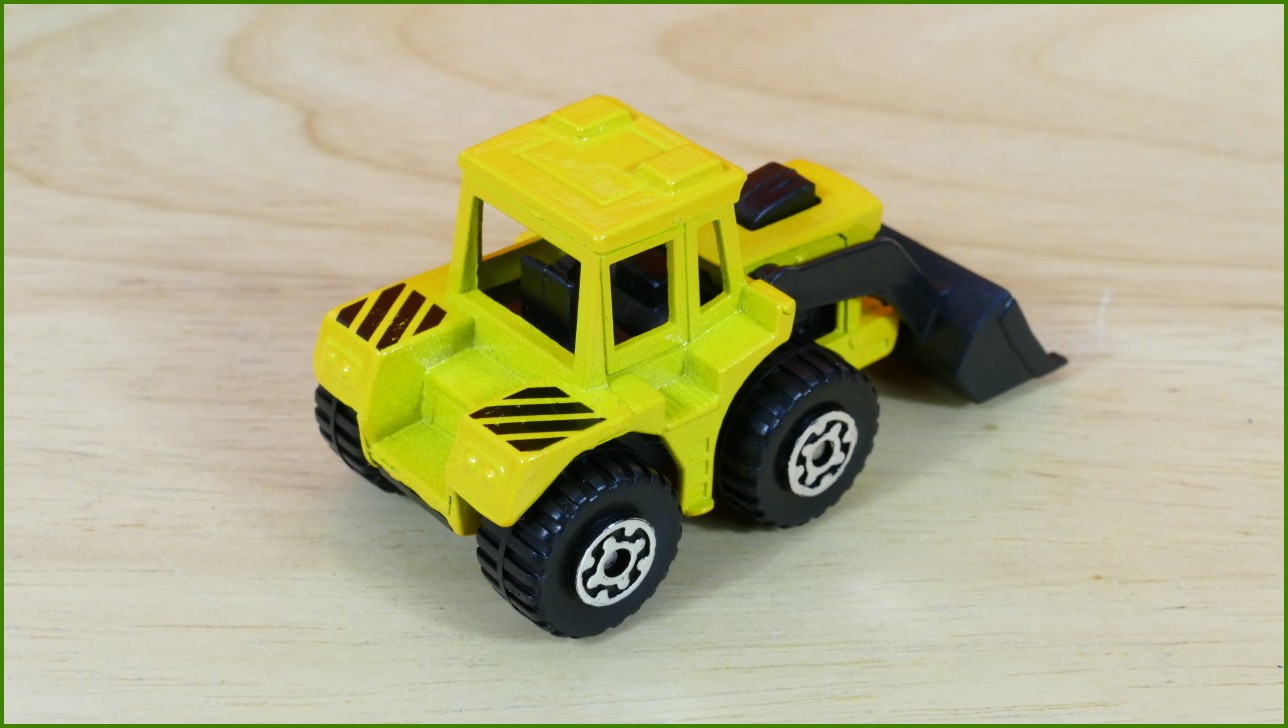Angličák Matchbox MB-29 - Shovel Tractor