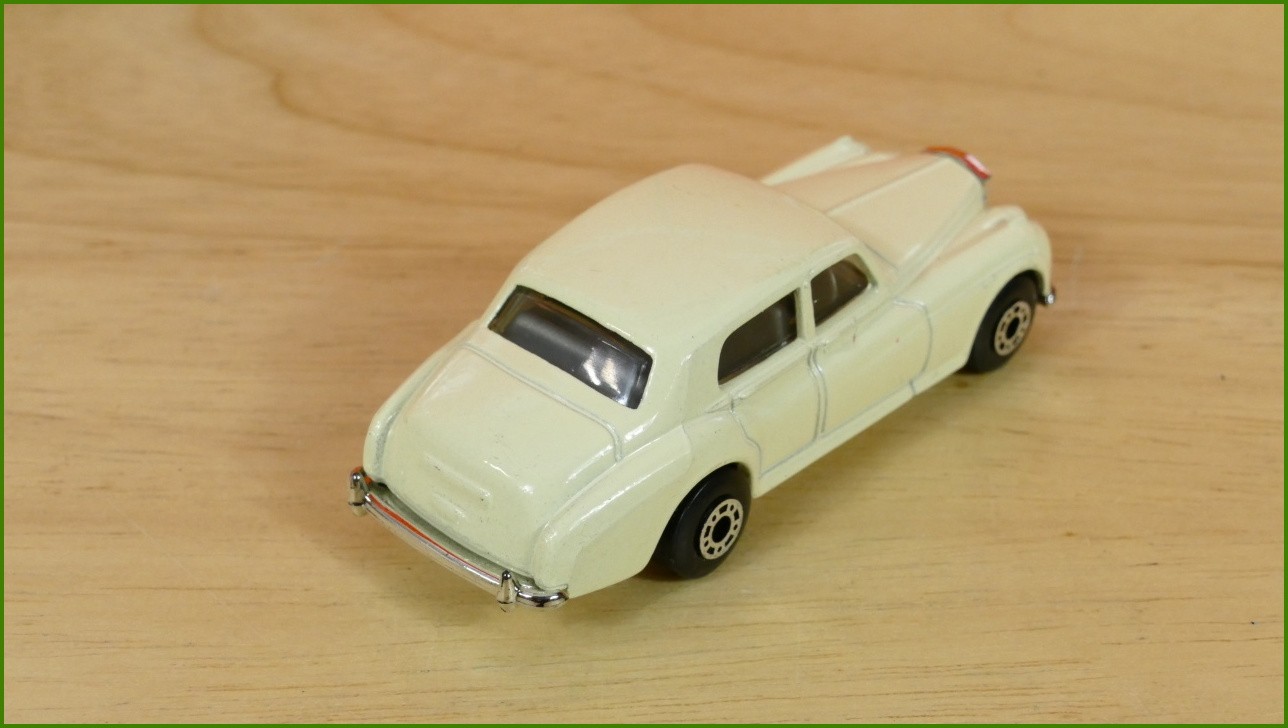 Angličák Matchbox MB-31 - Rolls-Royce Silver Cloud II