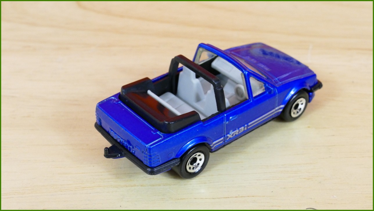 Autíčko Angličák Matchbox MB-37 - Ford Escort XR3i Cabriolet