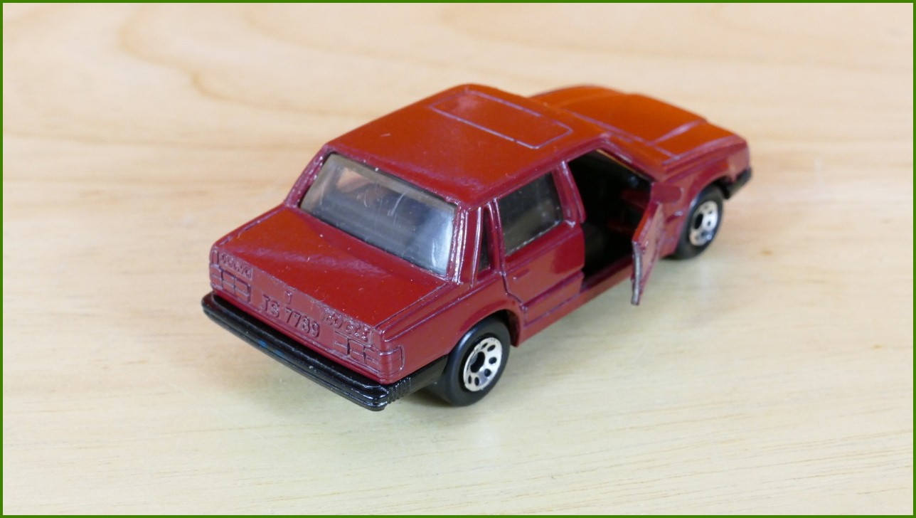 Autíčko Angličák Matchbox MB-62 - Volvo 760