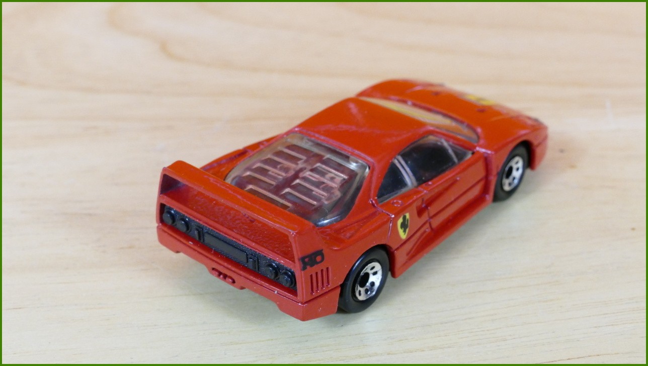 Anglilčák Matchbox Autíčko (Made in Macau) MB-70 - Ferrari F40