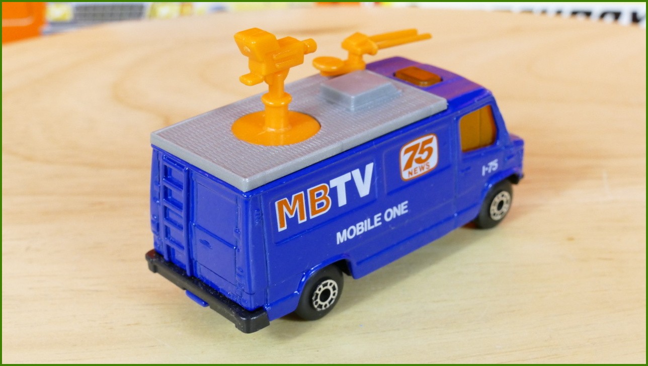 Anglilčák Matchbox Autíčko MB-73 - TV News Truck
