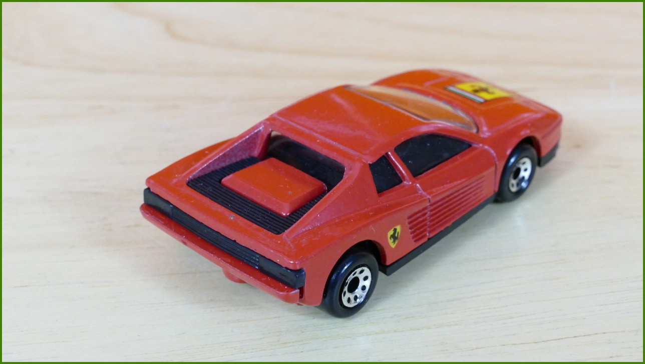 Anglilčák Matchbox Autíčko MB-75 - Ferrari Testarossa