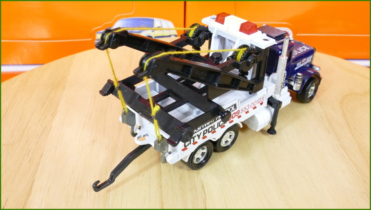 Anglilčák Matchbox Autíčko K-121 - Superkings - Peterbilt Wreck Truck