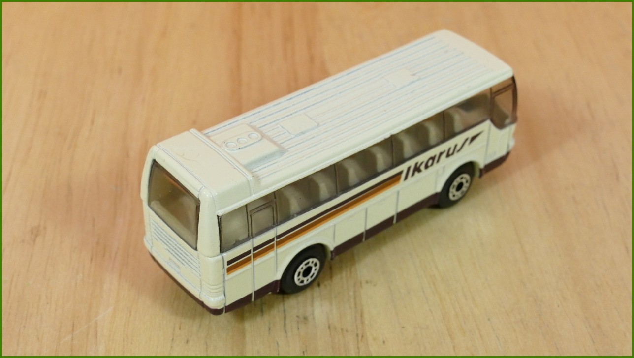 Matchbox Model Autíčka MB67 - Ikarus Coach