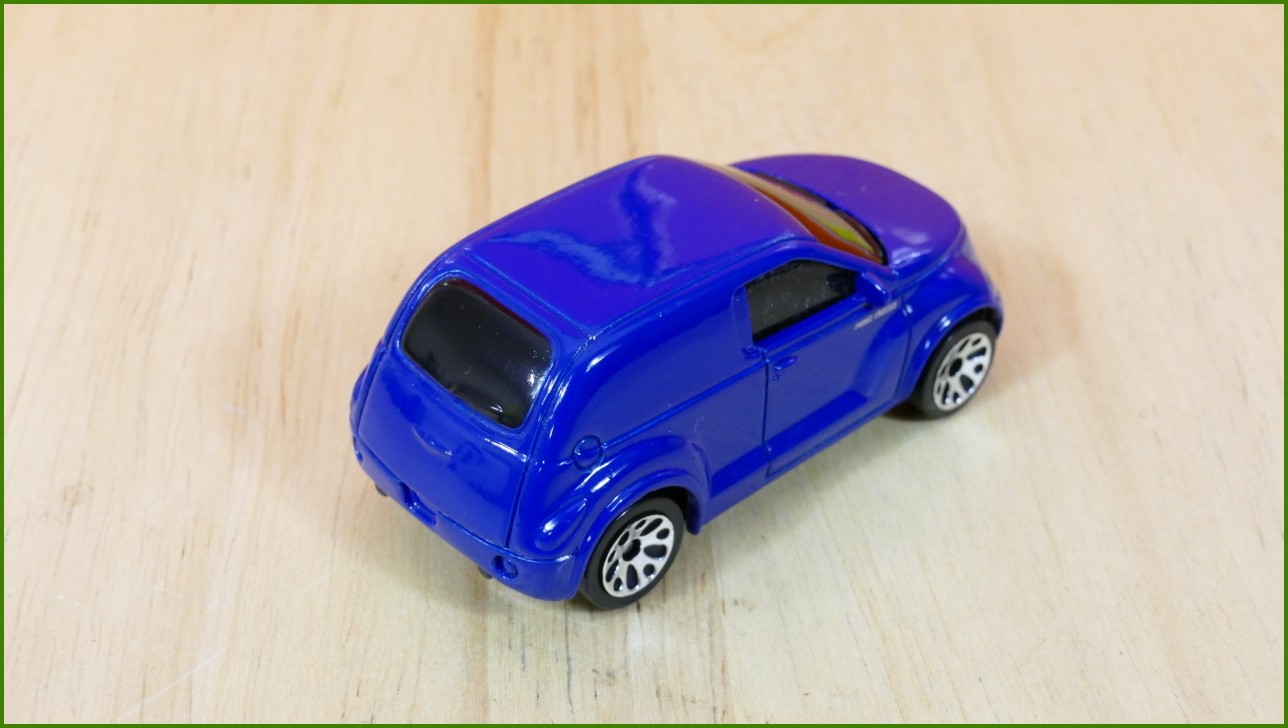 Matchbox Model Autíčka No.59 - Chrysler Panel Cruiser Concept