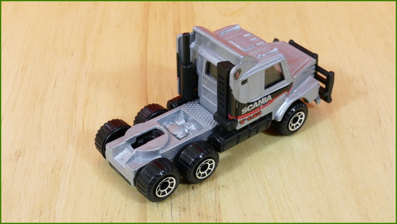 Matchbox Model Autíčka No.61 - Scania T142