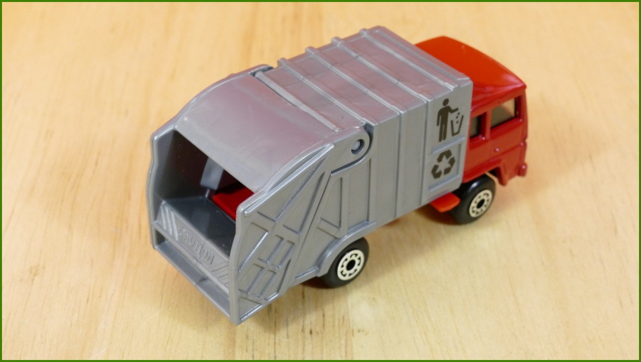 Matchbox Model Autíčka No.36 - Refuse Truck