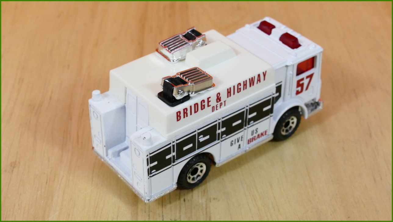 Matchbox Model Autíčka No.50 - Auxiliary Power Truck