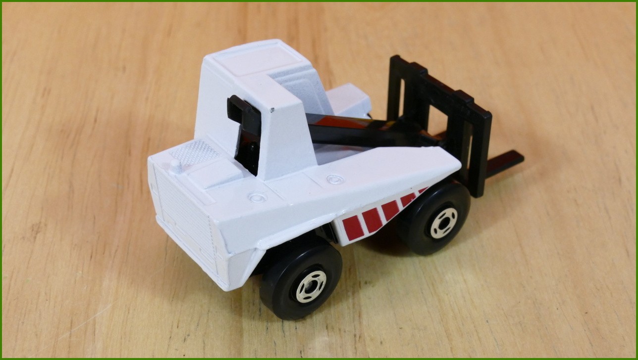 Matchbox Model Autíčka No.61 - Fork Lift