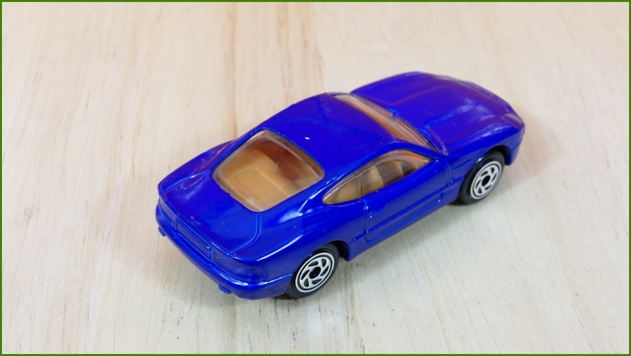 Matchbox Model Autíčka No.63 - Aston Martin DB7